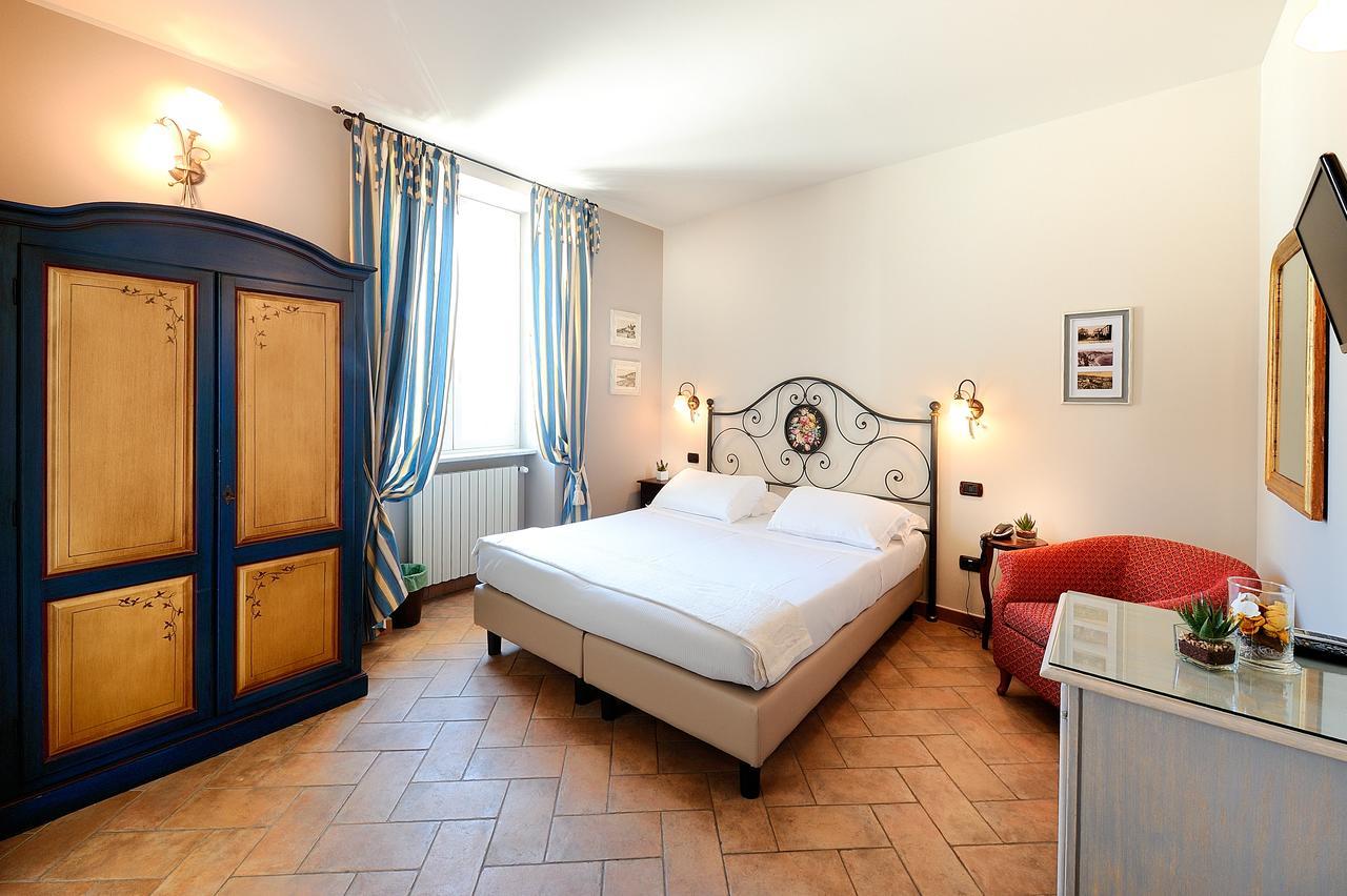 Albergo Giuan 阿尔玛·迪·塔吉亚 外观 照片